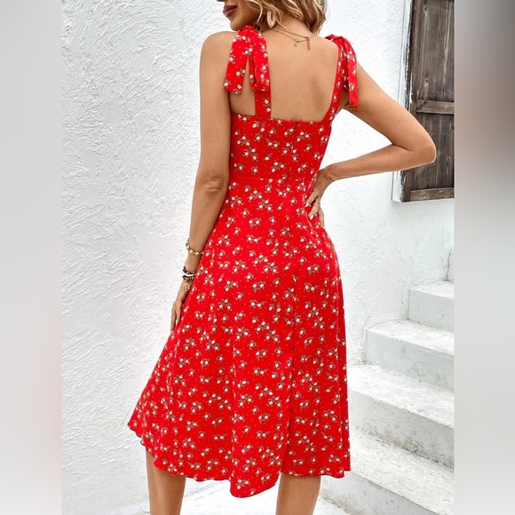 Red Ditsy Floral Print Ruched Bust Split Thigh Cami Dress - Picture 2 of 9